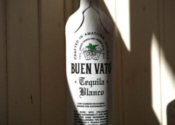 Flasche Buen Vato Tequila