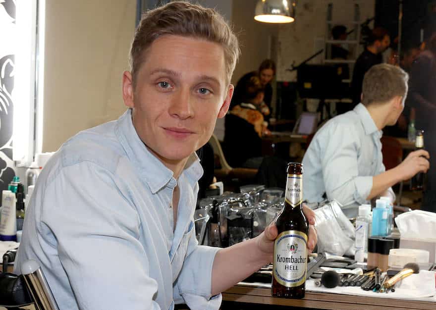 2014 warb Matthias Schweighöfer für den Sorten-Newcomer aus dem Siegerland.(Foto: obs/Krombacher Brauerei)