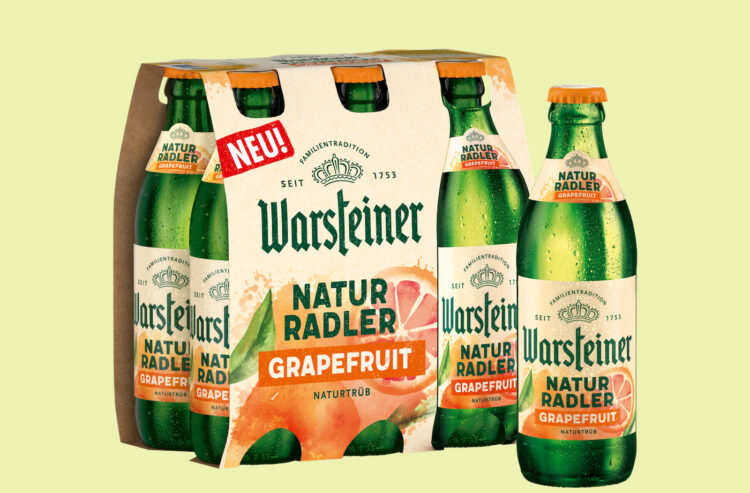 Sixpack und Einzelflasche des Warsteiner Naturradler Grapefruit