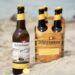 Fotos von Sommer-Wit-Flaschen am Strand