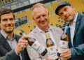 v.l.: Maik Hägner (Senior Director Team Dynamo Dresden, Sportfive), Olaf Plaumann (Geschäftsführer Radeberger Brauerei) und David Fischer (Geschäftsführer Kommunikation Dynamo Dresden)