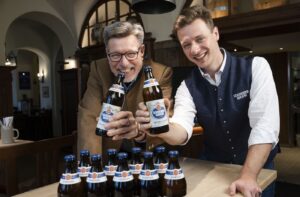 Foto von Georg Schneider und seinem Sohn Georg Schneider