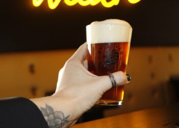 Foto eines Bierglases der Rye River Brewing Company