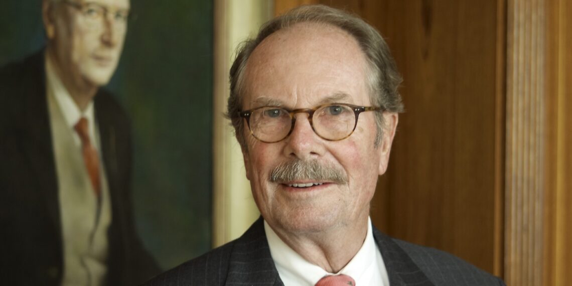 Porträt Dr. Michael Dietzsch
